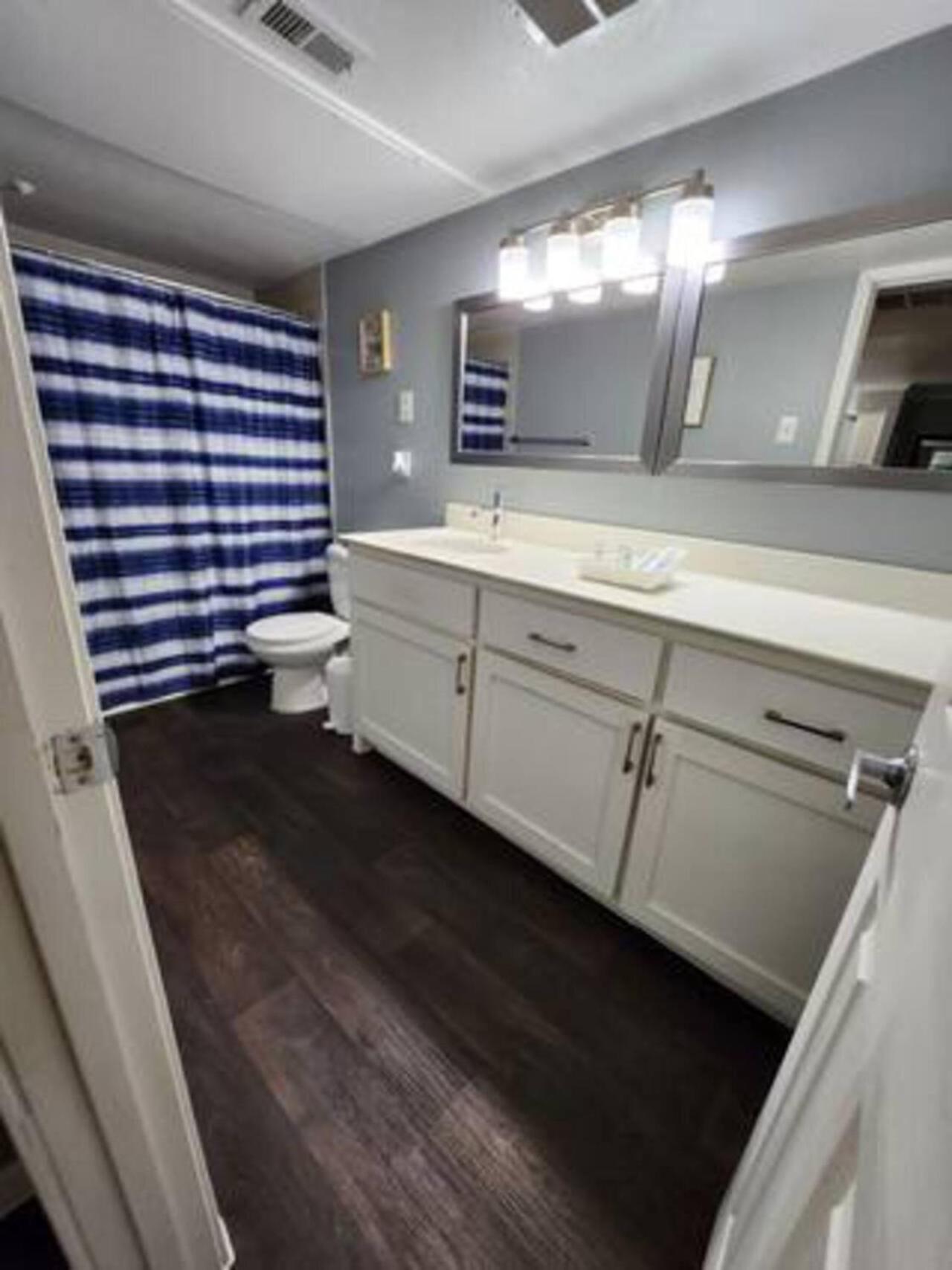 Blue Shark *B501* @ Medical Center 1Br Modern King Apartment With Private Patio Houston Exteriér fotografie